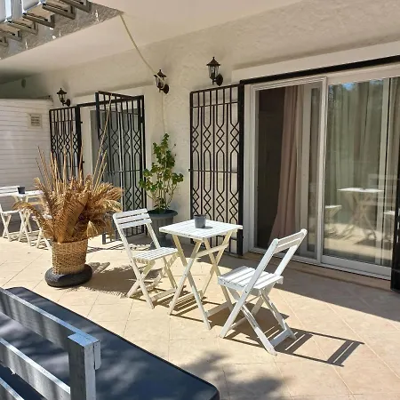 La Vista 招待所 阿拉恰特