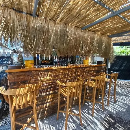 La Vista Πανσιόν